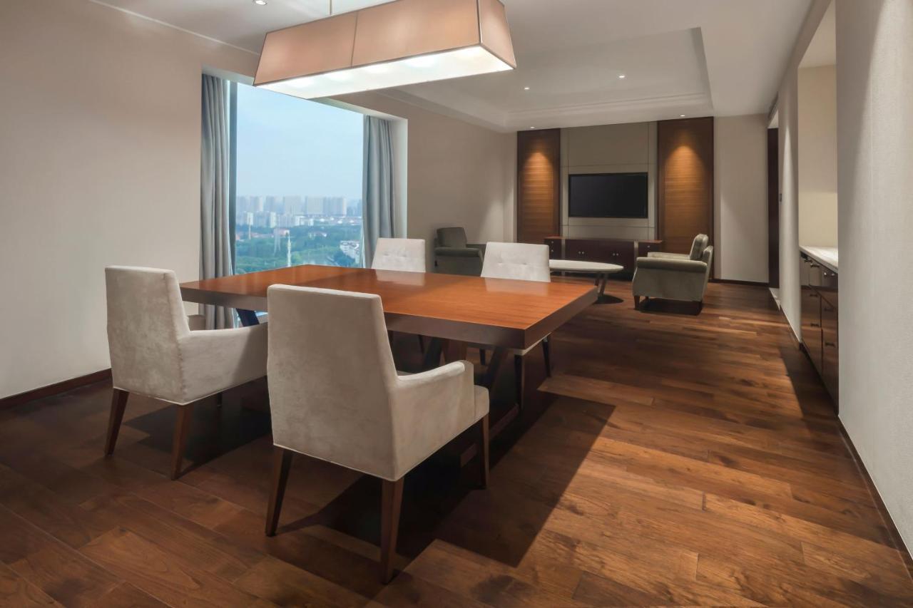 Sheraton Shanghai Jiading Hotel Exterior photo