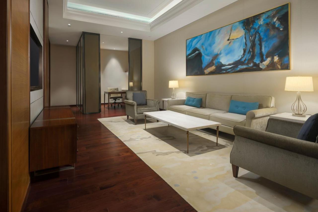 Sheraton Shanghai Jiading Hotel Exterior photo