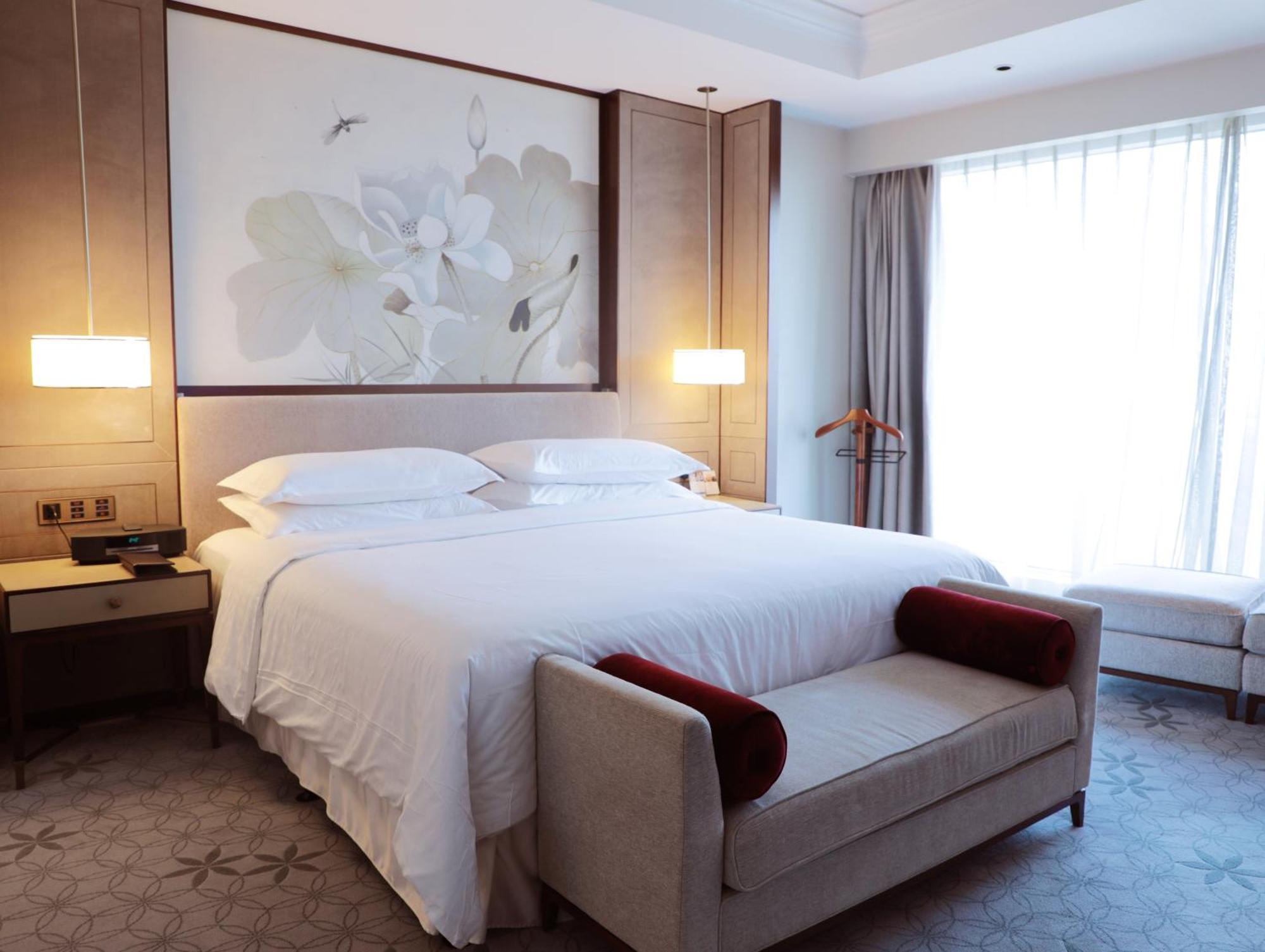 Sheraton Shanghai Jiading Hotel Exterior photo